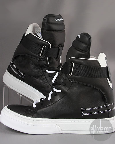 Clothes, Shoes \u0026 Accessories - The 