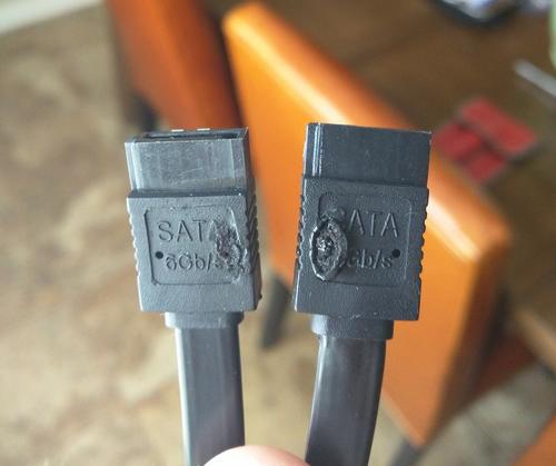 0_sata.thumb.jpg.dfede7df3d1cfa616938c2055481170e.jpg