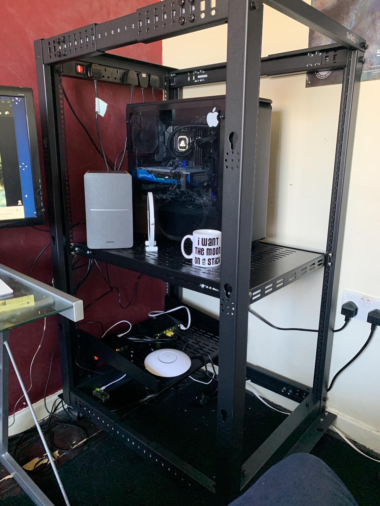 Home network rack/setup Smart Home, Network & Security Neowin