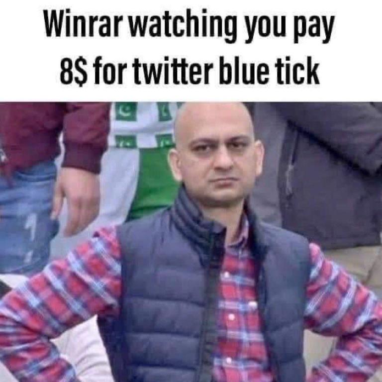 FufoAy3XsB4Nur4.jpg