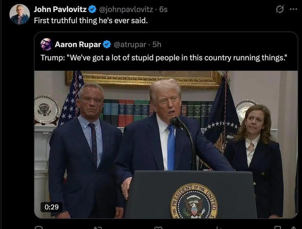 hes-got-a-good-point-v0-y5666p9qcwqf1.jpg