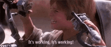 its-working-star-wars.gif.b7f62c8b0e62343ebe91e6a3b2c64543.gif