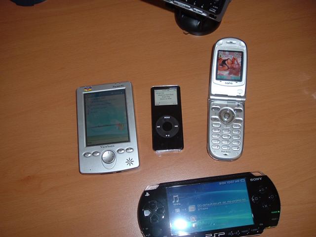 post-10588-1127578796_thumb.jpg