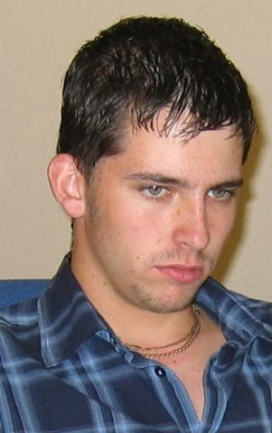 post-13418-1097746012_thumb.jpg