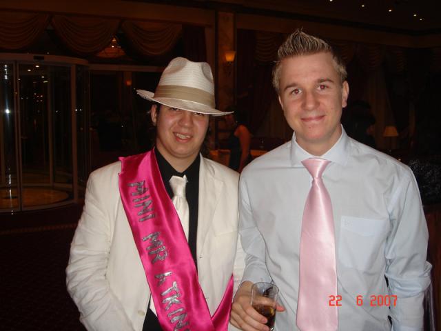 post-231269-1193140296_thumb.jpg