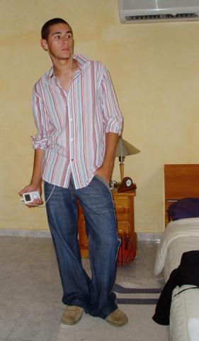 post-24872-1108063627_thumb.jpg