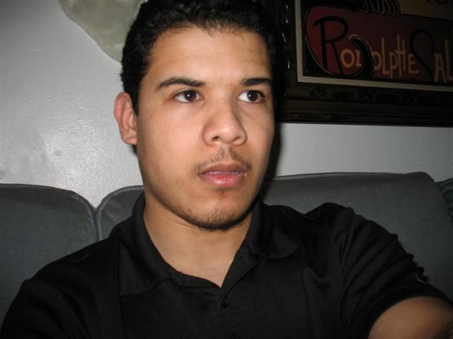 post-28499-1165464803_thumb.jpg