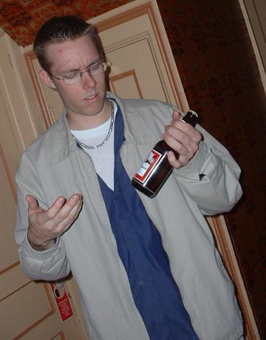 post-28781-1102579805_thumb.jpg