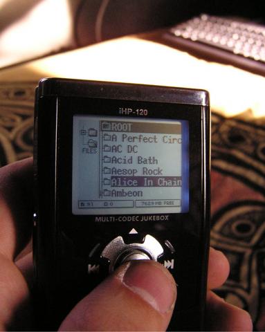 post-39393-1101064908_thumb.jpg