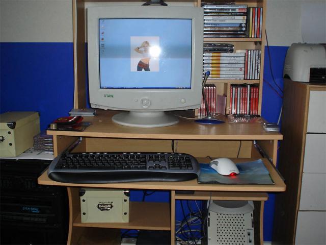post-48339-1101385731_thumb.jpg