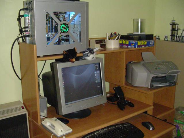 post-62361-1103519607_thumb.jpg