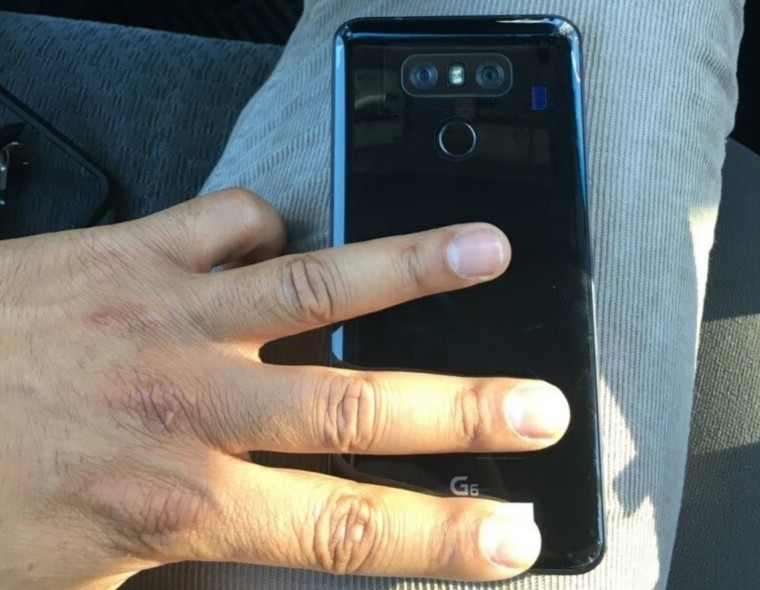 Lg G1 Rear View LG's G6 makes another appearance before its official reveal, this time ...
