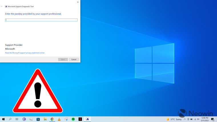 Microsoft Support Diagnostic Tool open on Windows 10 desktop with a warning sign below it