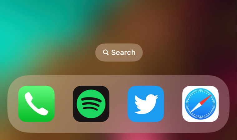 How to Remove the Search Button from Your Home Screen in iOS 16