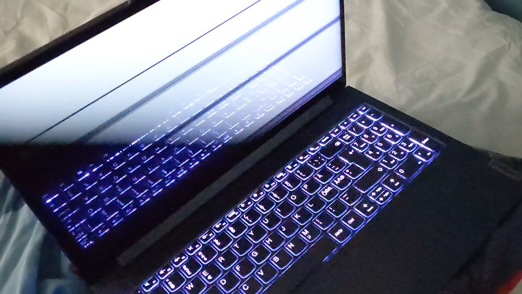 Linux update breaking laptop screens