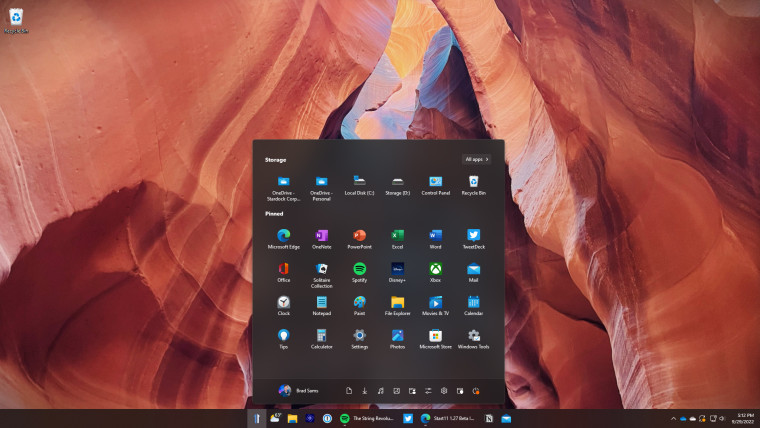 Windows 11 desktop with the Start11 app running