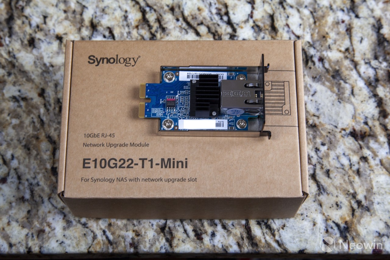 Picture of the Synology 10GbE card on a box