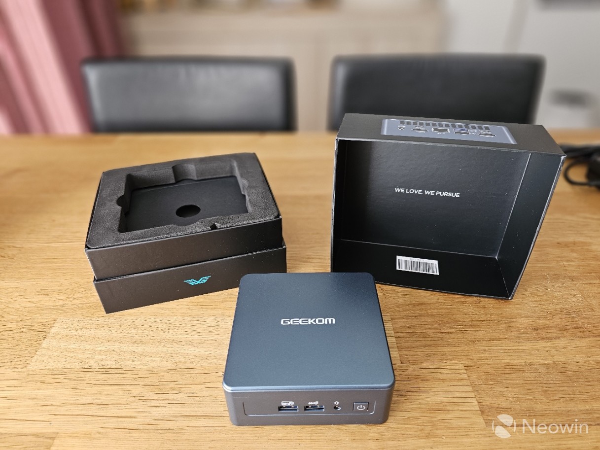 GEEKOM Mini IT12 review: 12th gen Intel power packed into a small form  factor - Neowin