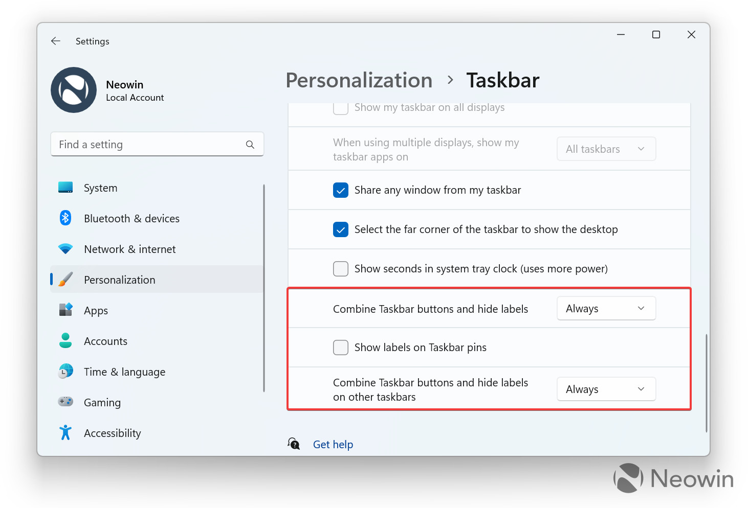 A screenshot of Windows 11s Settings app showing how to personalize the taskbar