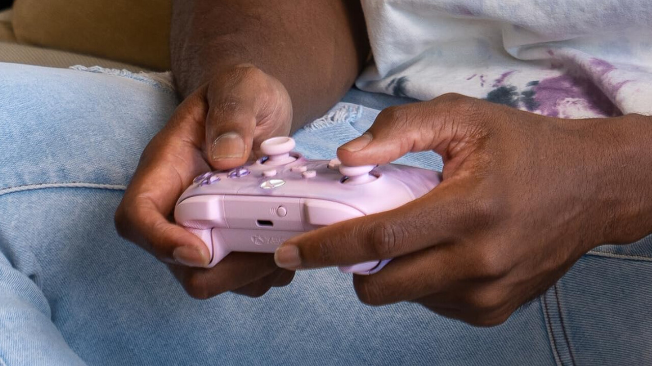 The Vapor Pink Special Edition Xbox Wireless Controller