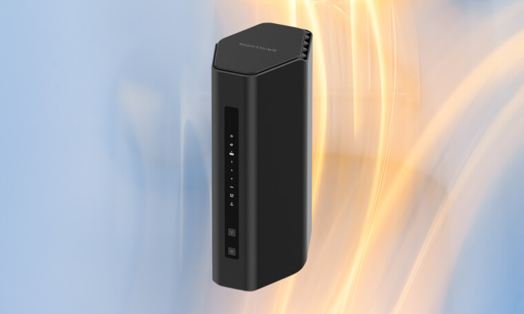 NETGEAR Nighthawk Dual-Band Wi-Fi 7 Router (RS200) has dropped to