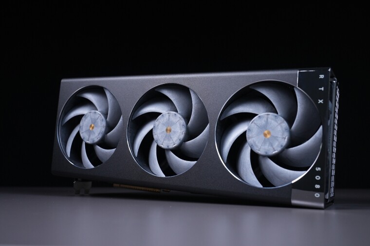 Cooler Master RTX 5080 with custom fan design