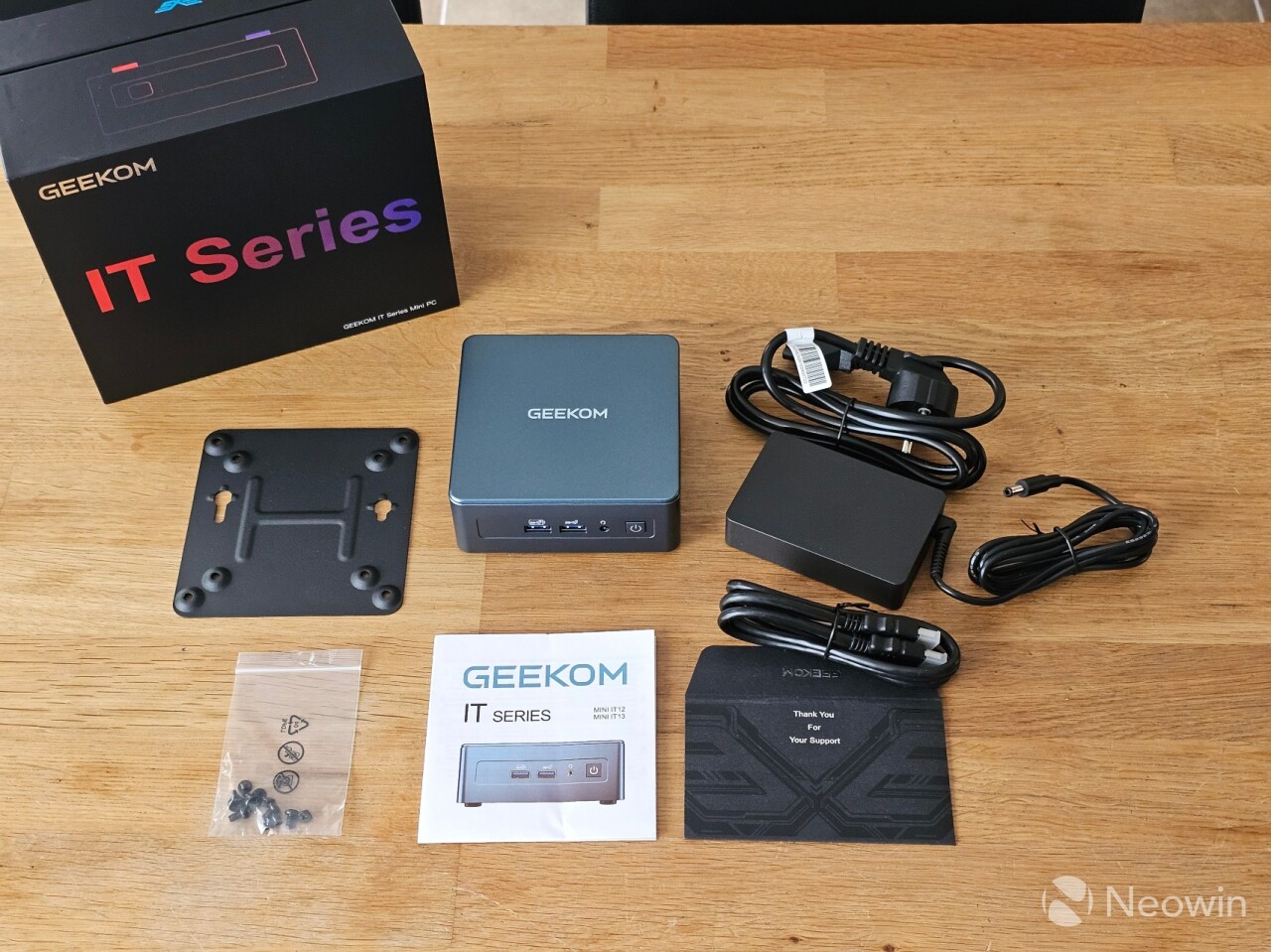 geekom mini it13 2025