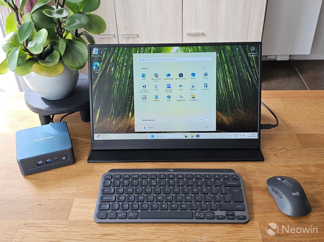 geekom mini it13 2025