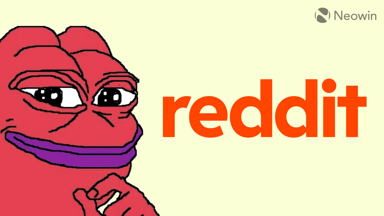 Pepe beside Reddit logo