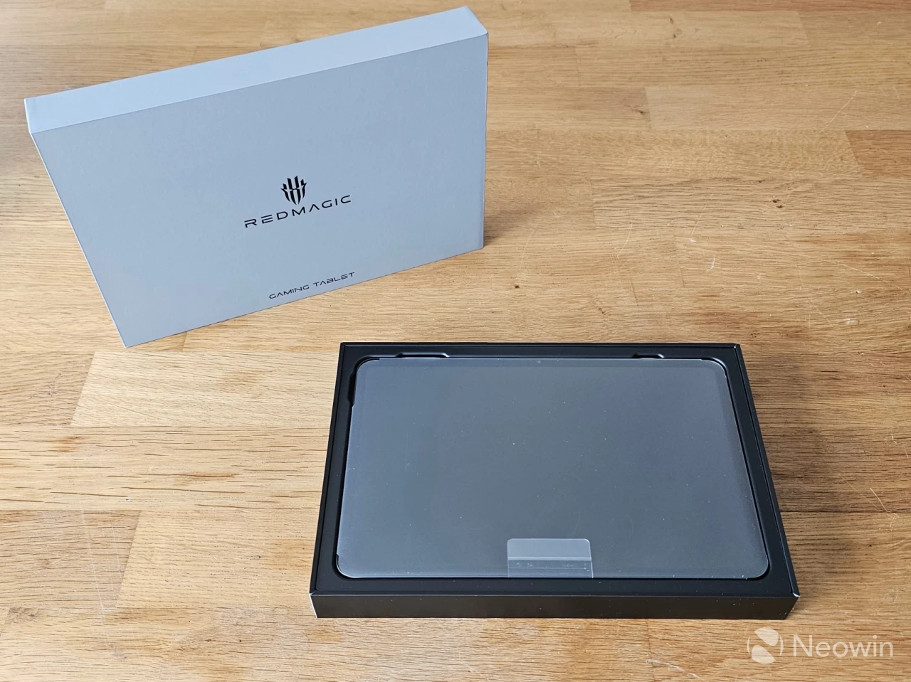 redmagic astra gaming tablet product photos