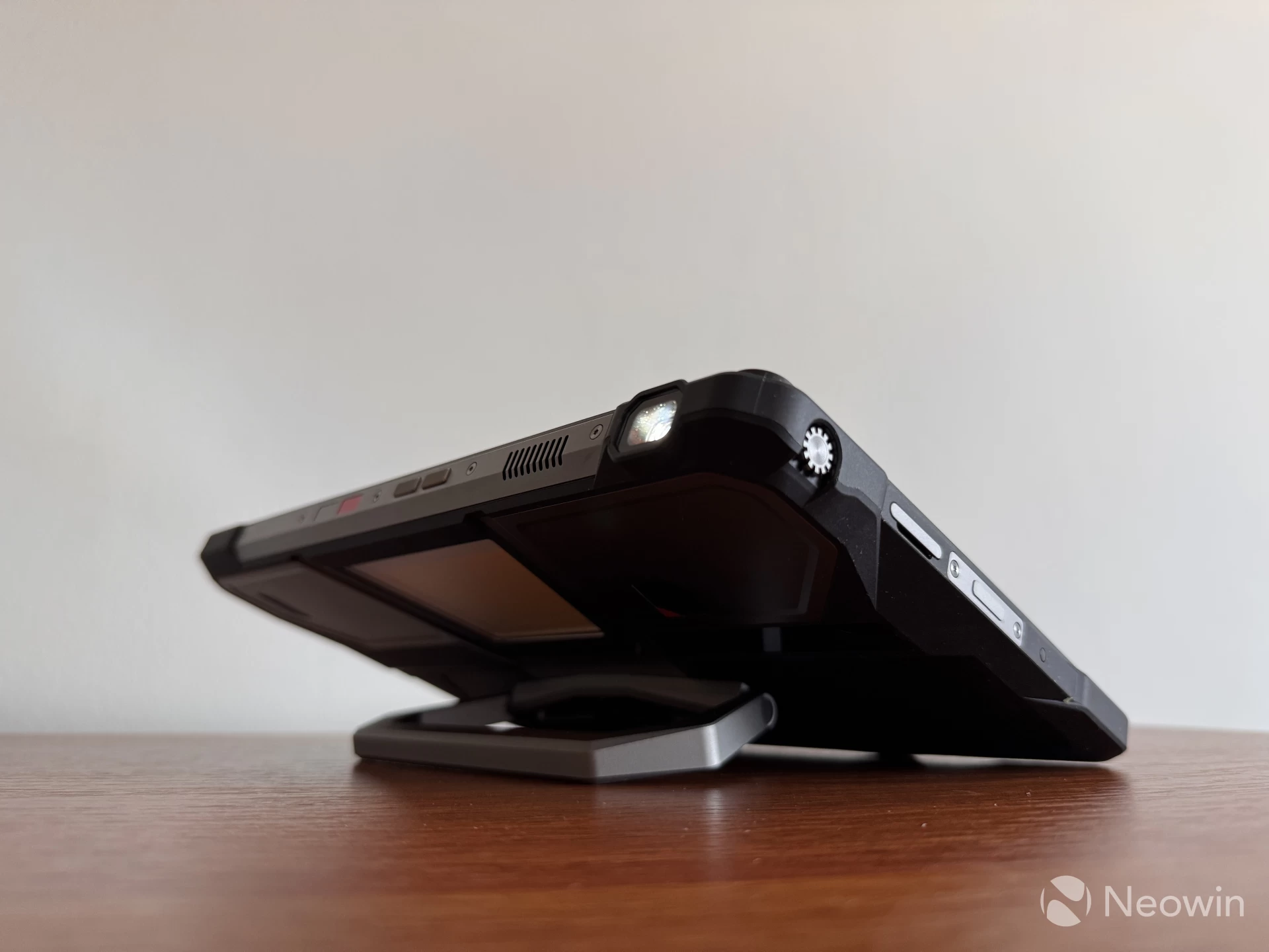 The Unihertz TankPad tablet