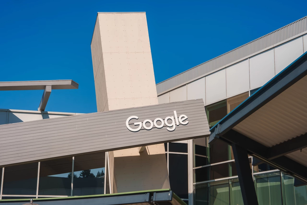 Google ची नवीन एआय साधने गंभीर सायबर असुरक्षा सक्रियपणे शिकार आणि निश्चित करीत आहेत Google ची नवीन एआय साधने गंभीर सायबर असुरक्षा सक्रियपणे शिकार आणि निश्चित करीत आहेत