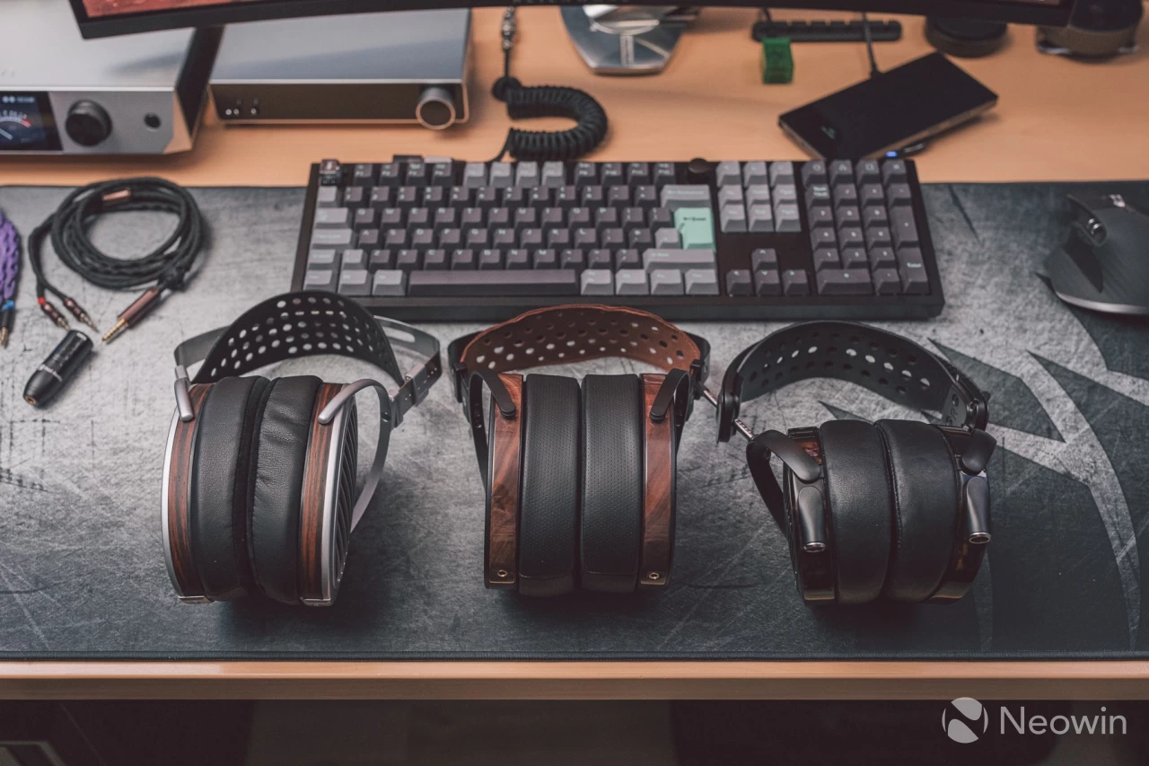 Mixed Headphones