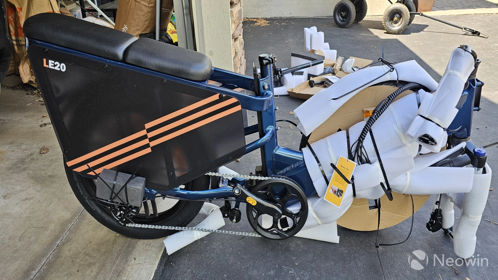 Photo of the Engwe Le20 Cargo bike first taken out of the box