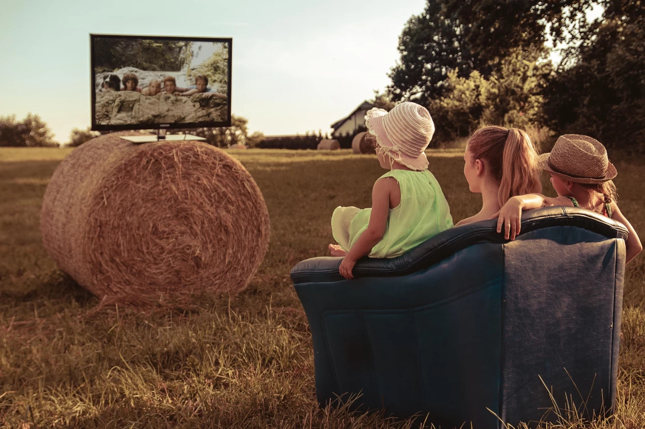 Family watching televsion