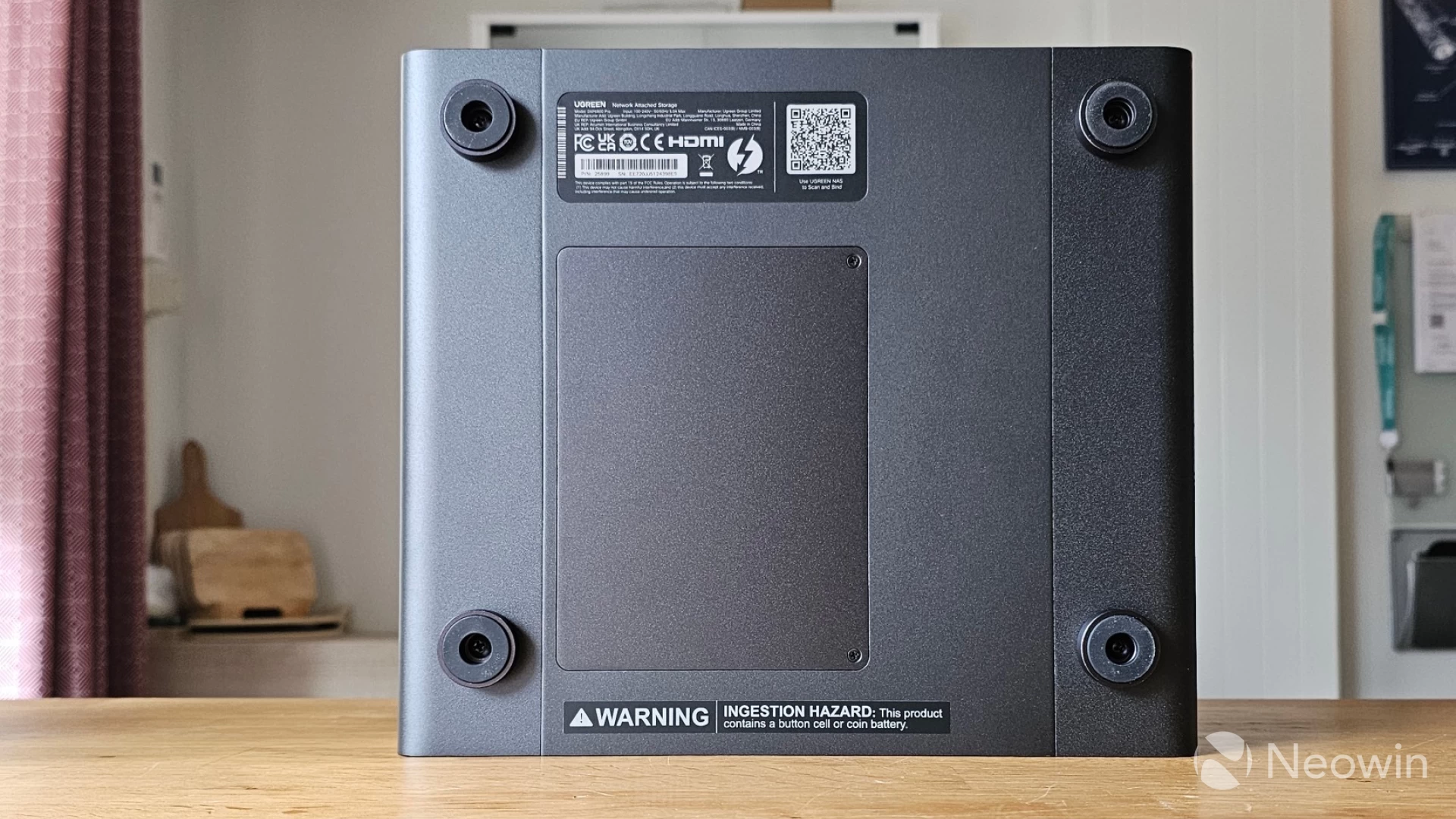 UGREEN DXP6800 Pro NAS