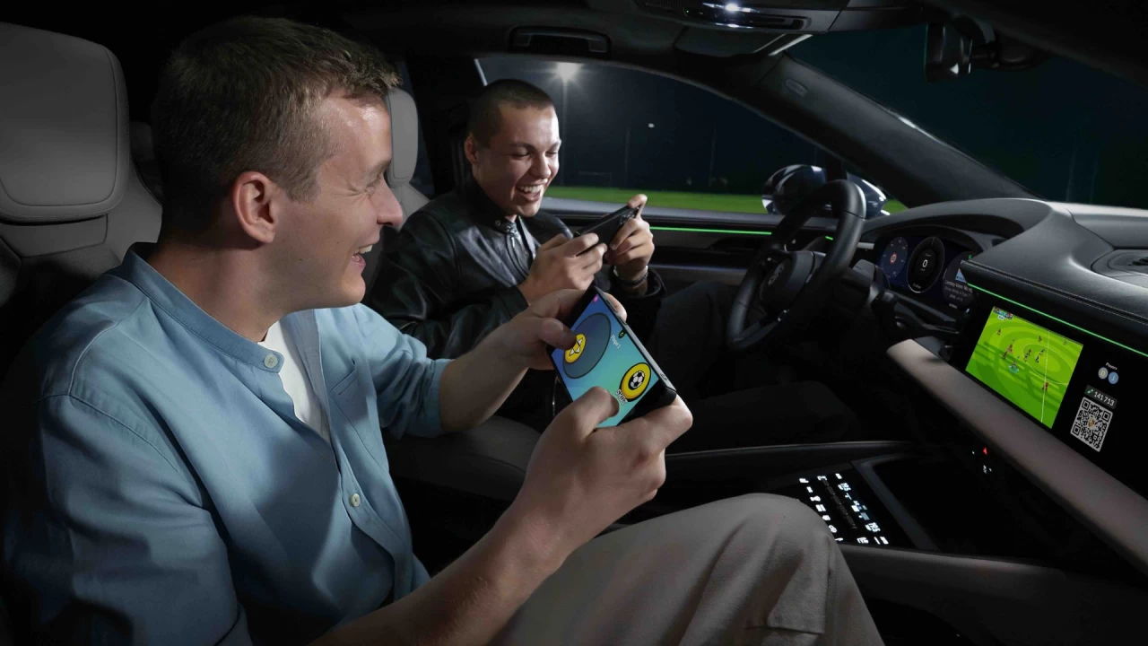 Porsche AirConsole Gaming in Macan