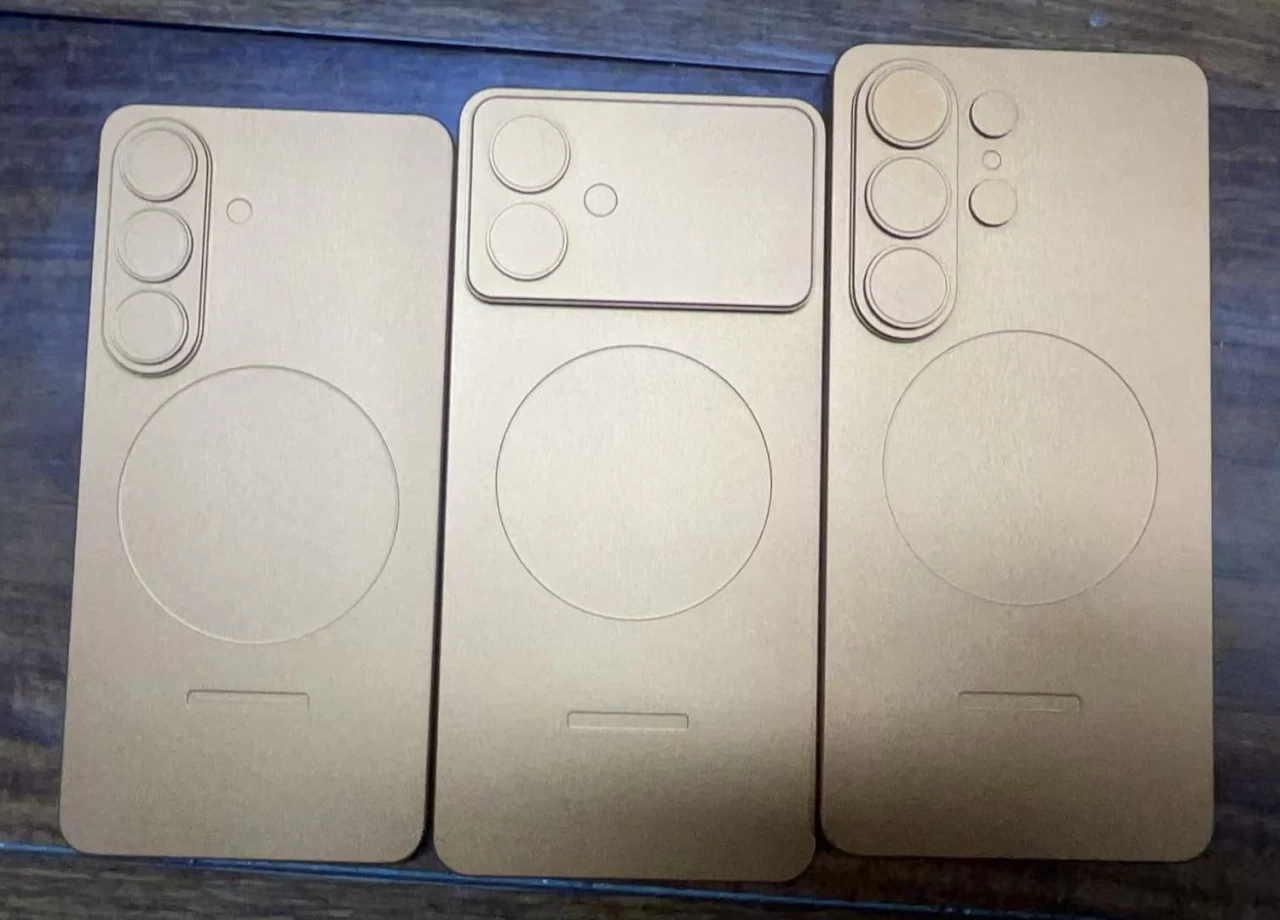 Samsung Galaxy S26 dummies
