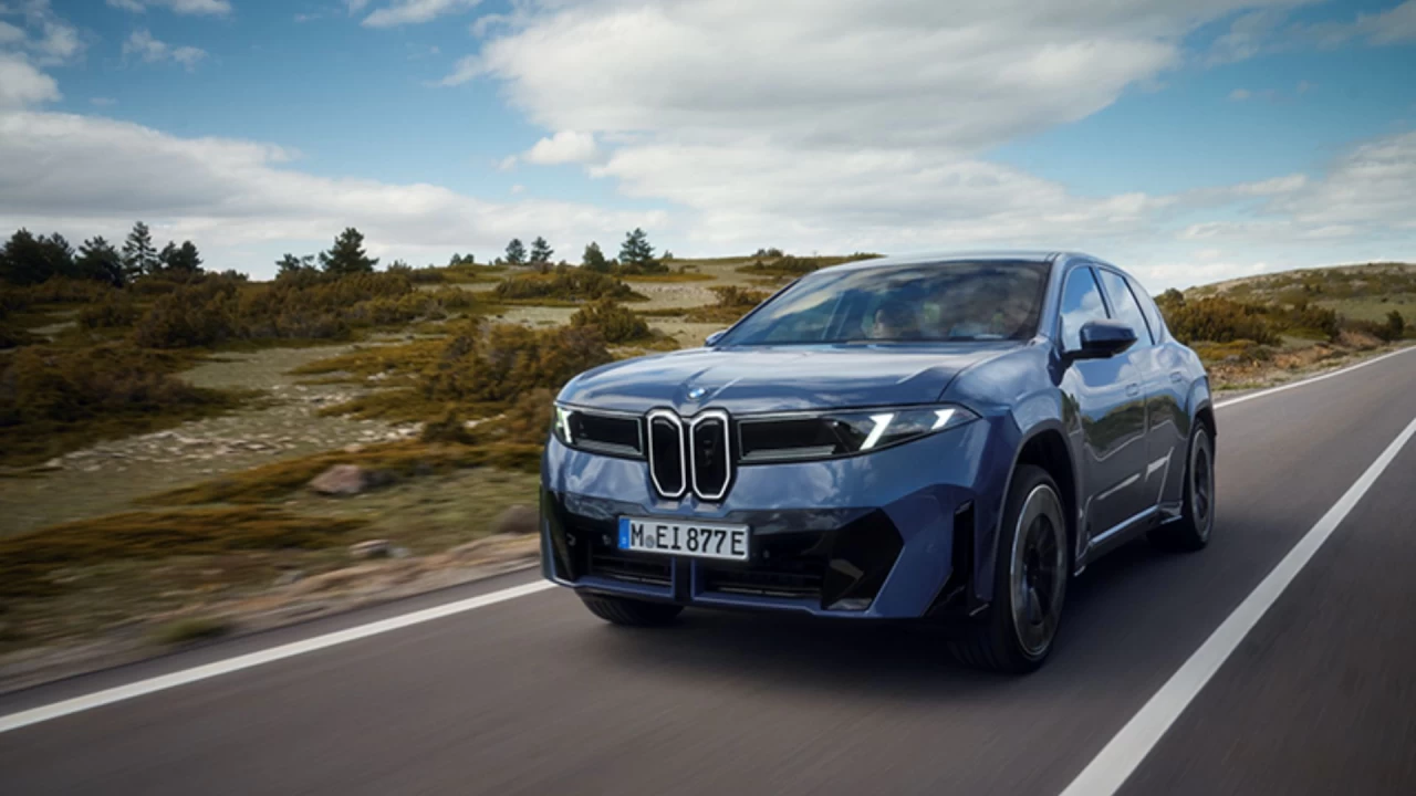 Snapdragon Ride Pilot on BMW iX3