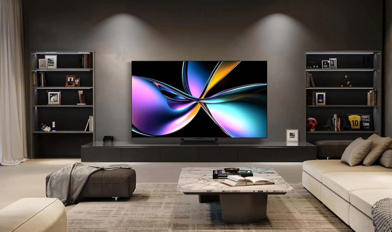 100-inch Hisense U7 Google Smart TV