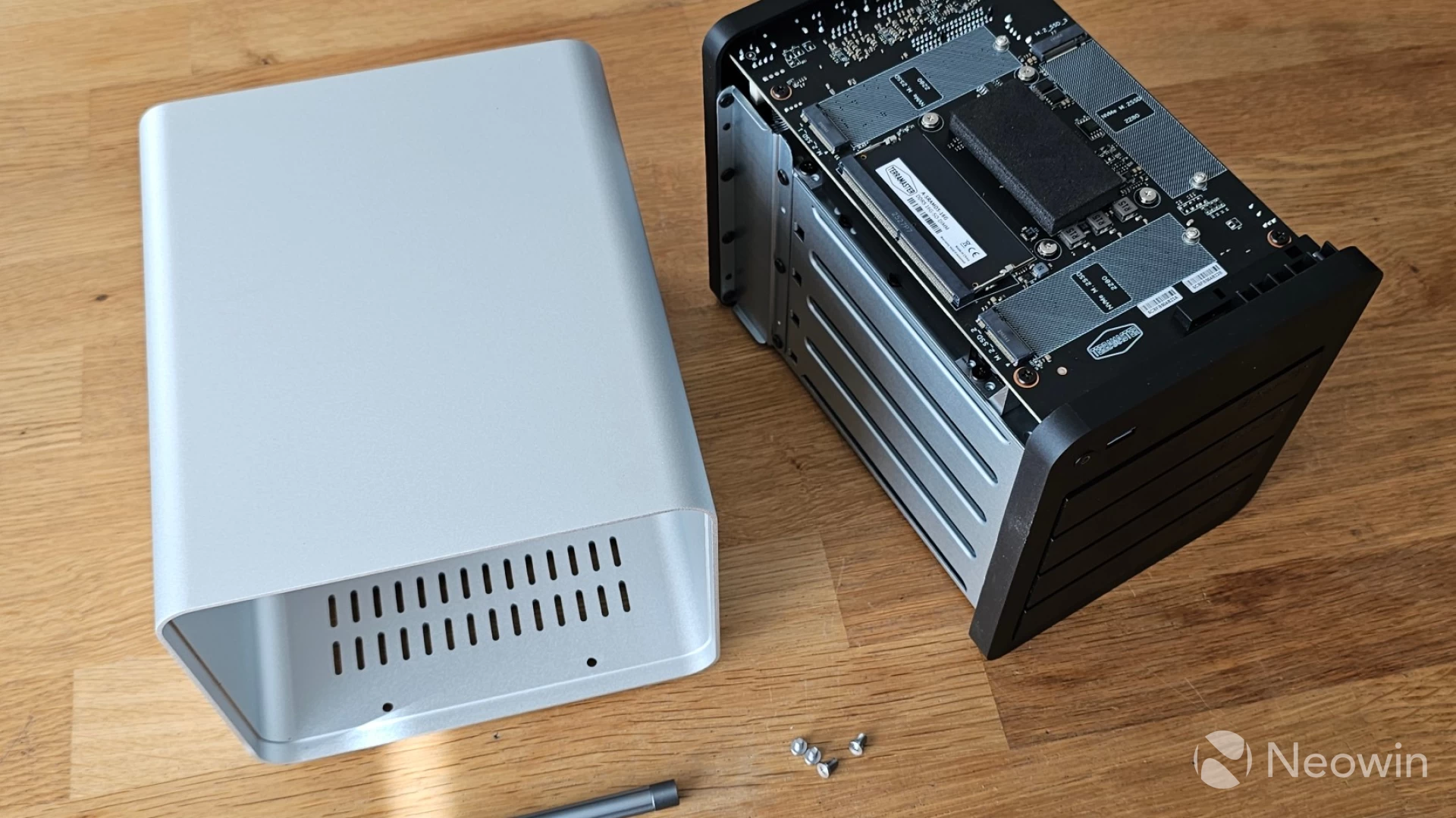 terramaster f4-425 plus hardware