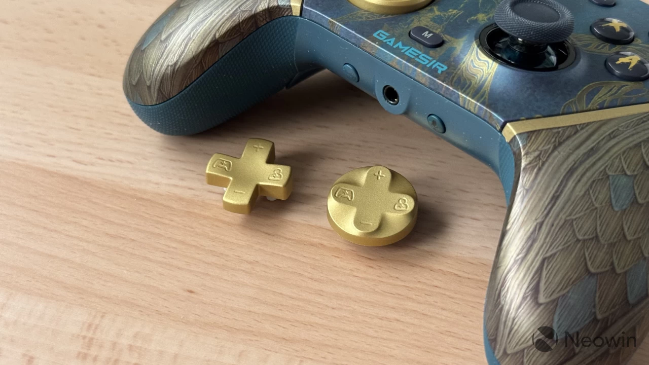 The GameSir G7 Pro gamepad
