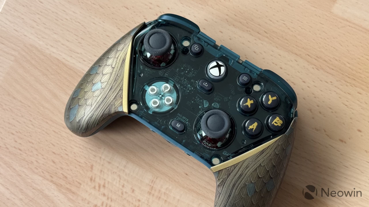 The GameSir G7 Pro Gamepad