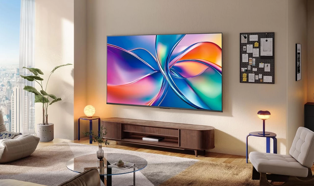 100-inch Hisense QD6 UHD Smart Fire TV