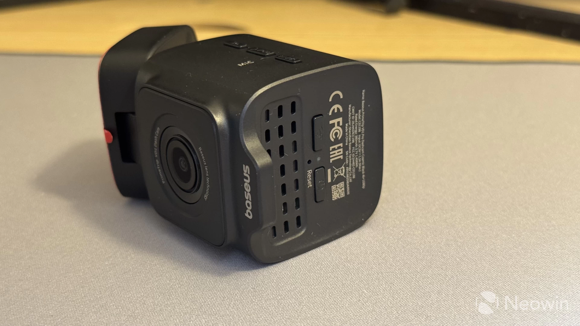 The Baseus VD1 Pro dash cam