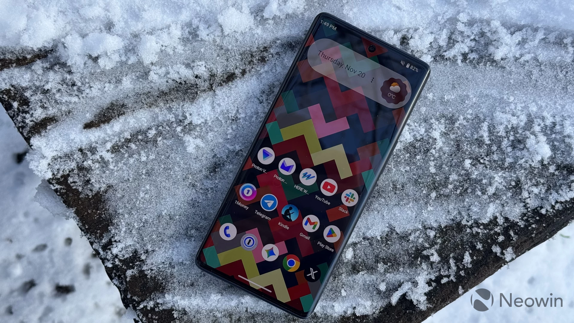 The NUU B40 5G smartphone