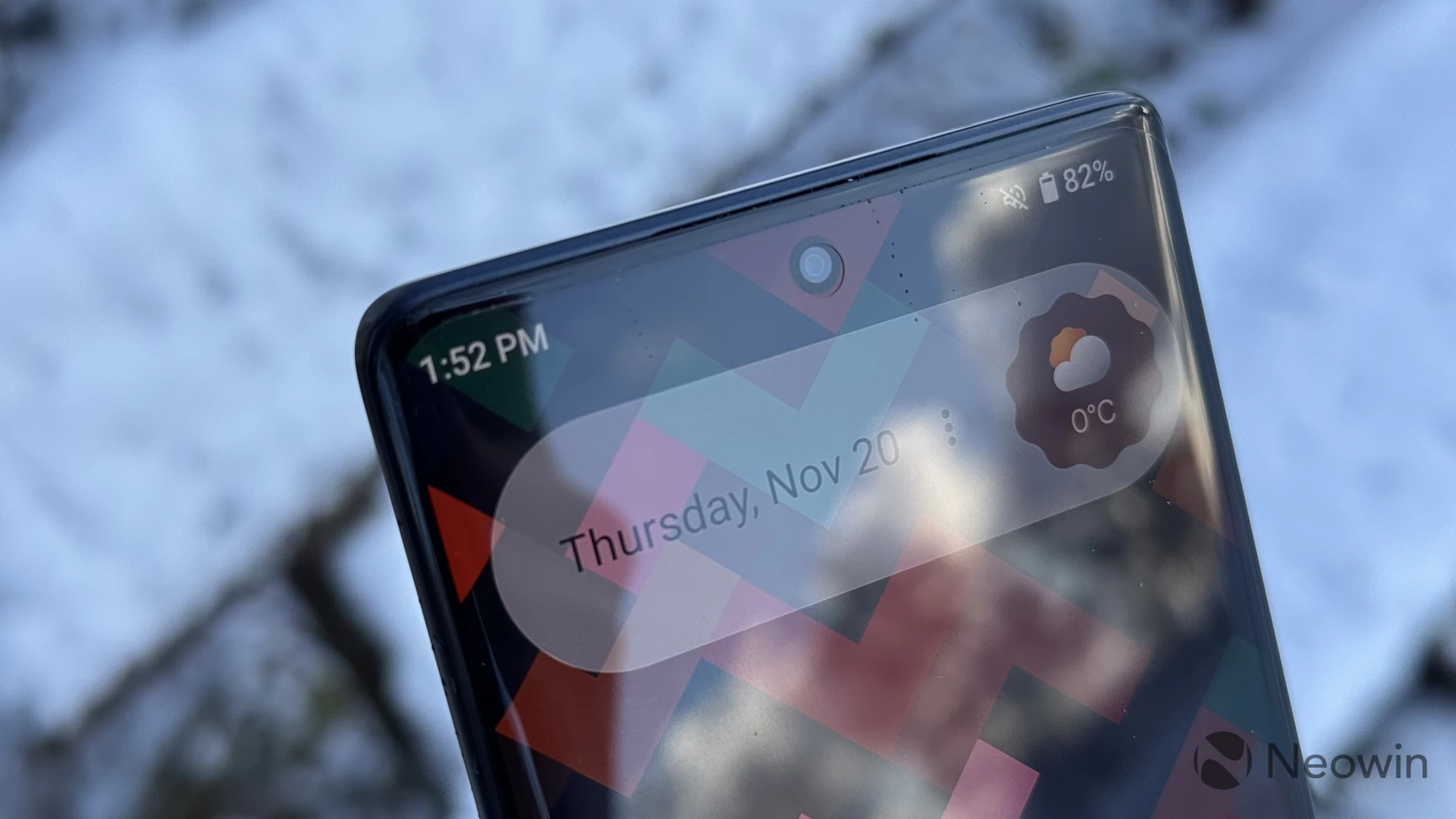 The NUU B40 5G smartphone