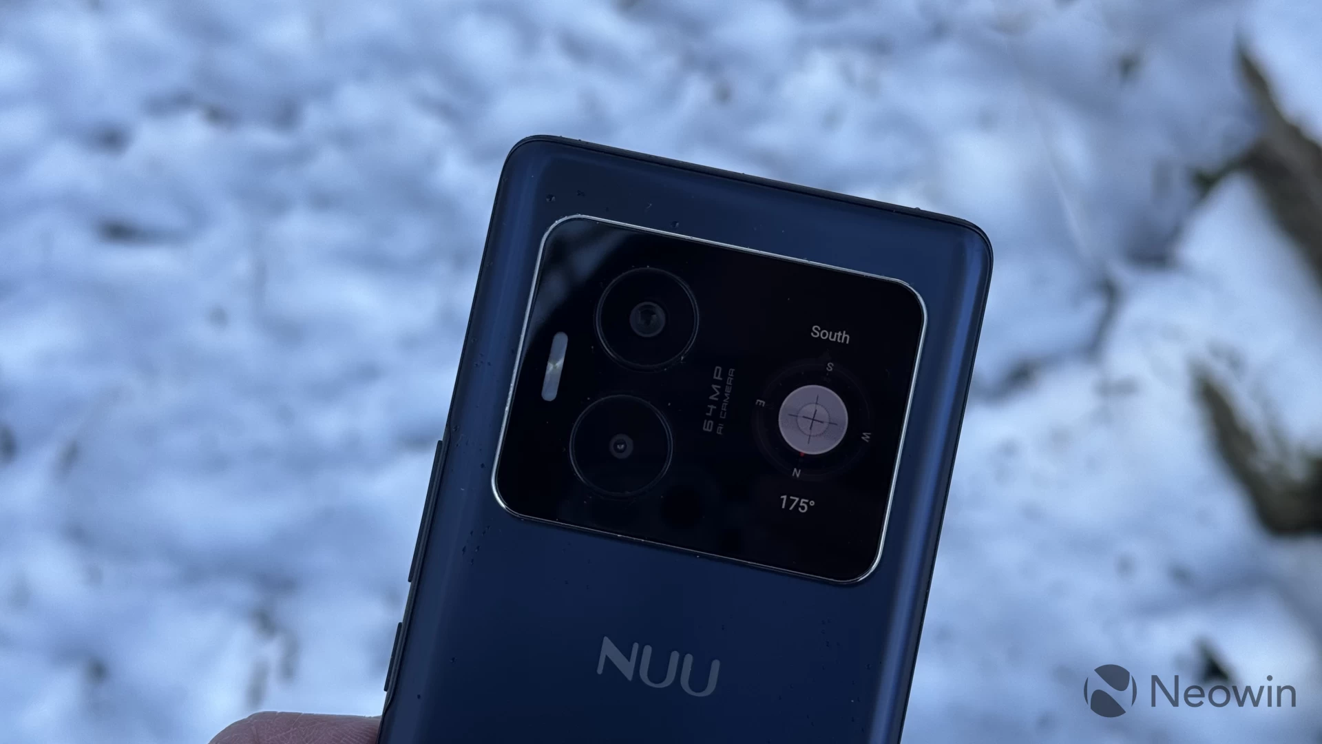 The NUU B40 5G smartphone