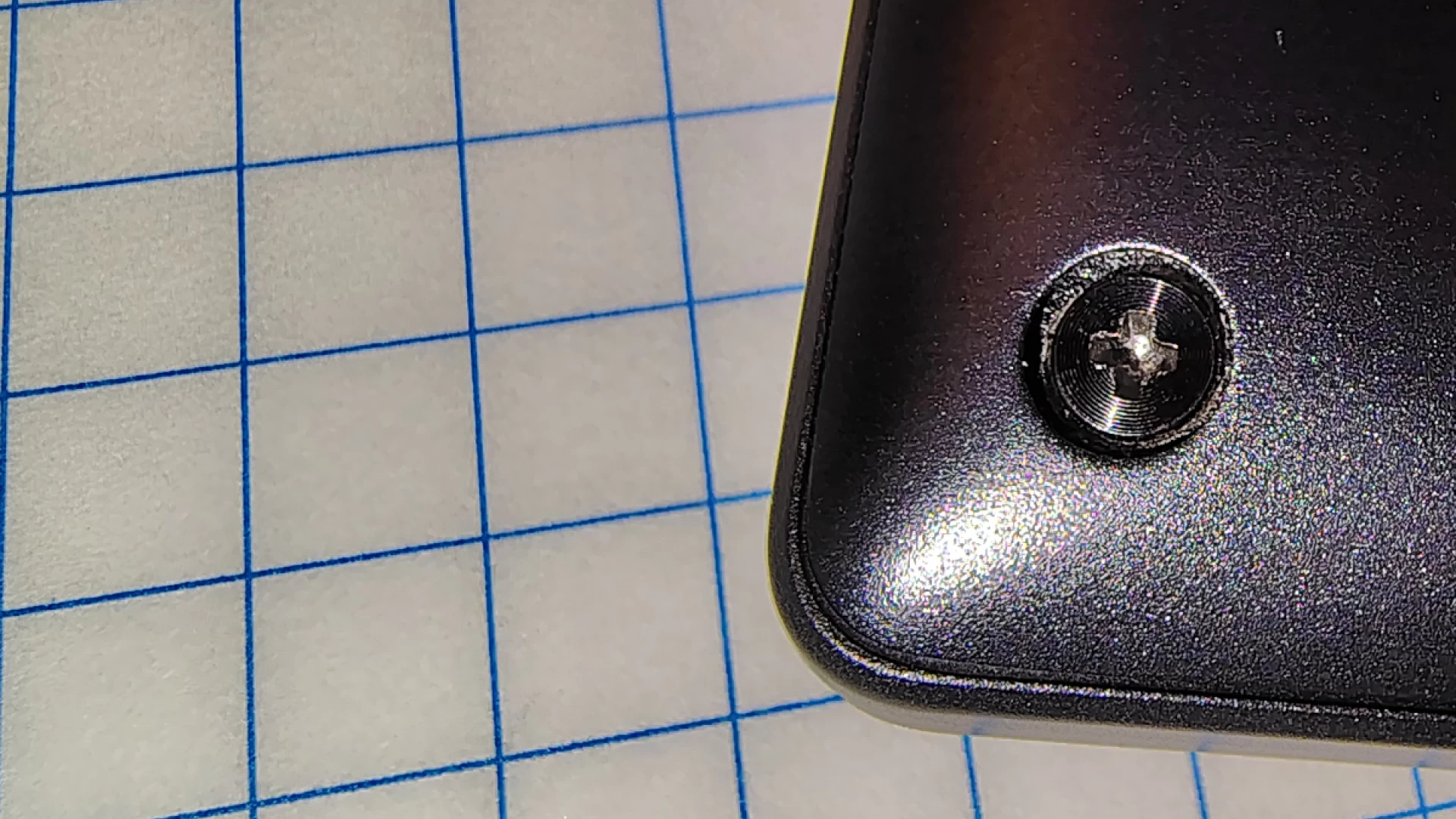 Figure 13 - Screw detail