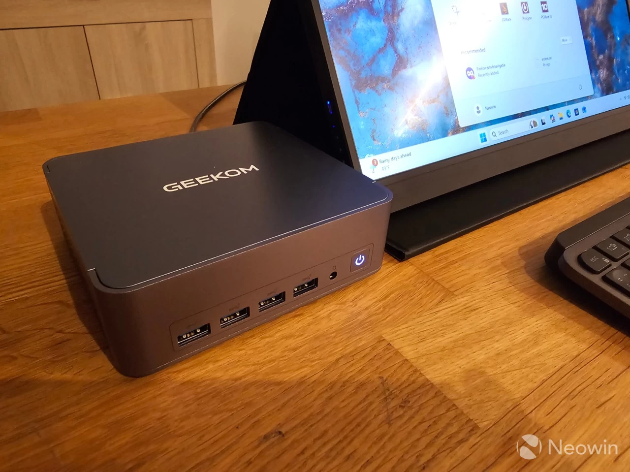geekom ax8 max